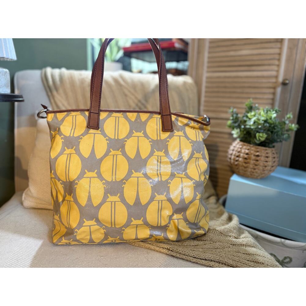 Fossil Key-Per Ladybug Print Shoulder Bag Yellow Gray - Picture 5 of 11